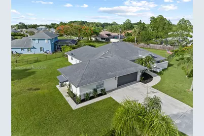 2055 SW Aaron Ln, Port Saint Lucie, FL 34953 - Photo 33