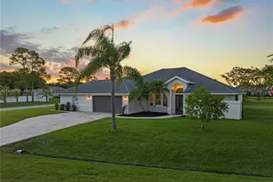 2055 SW Aaron Ln, Port Saint Lucie, FL 34953 - Photo 1