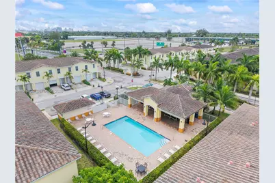 1128 NW 40th Ter, Lauderhill, FL 33313 - Photo 27