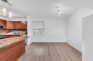 20381 NE 30th Ave, Aventura, FL 33180 - Photo 7