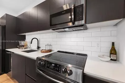 398 NE 5th St #4207, Miami, FL 33132 - Photo 5
