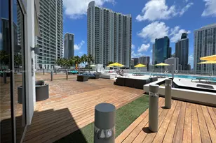 92 SW 3rd St, Miami, FL 33130 - Photo 17