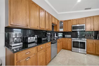 13721 SW 280th Ter, Homestead, FL 33033 - Photo 11