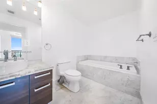 244 Biscayne Blvd, Miami, FL 33132 - Photo 15