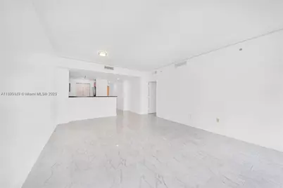 244 Biscayne Blvd #3704, Miami, FL 33132 - Photo 11