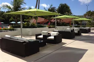 100 Bayview Dr, Sunny Isles Beach, FL 33160 - Photo 41