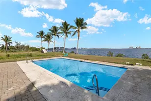 746 Overiver Dr, Fort Myers, FL 33903 - Photo 23