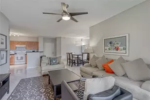 19655 E Country Club Dr, Aventura, FL 33180 - Photo 5