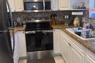 6289 Lear Dr, Lake Worth, FL 33462 - Photo 5