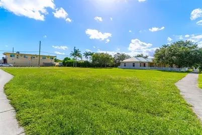 604 SW 6th Ave, Homestead, FL 33030 - Photo 17
