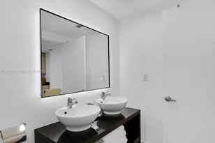 2301 Collins Ave, Miami Beach, FL 33139 - Photo 17