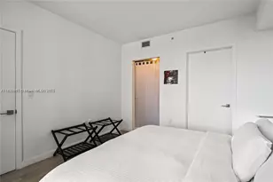 55 SW 9th St, Miami, FL 33130 - Photo 19