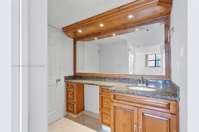 210 174th St #2005, Sunny Isles Beach, FL 33160 - Photo 27