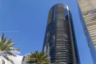18555 Collins Ave, Sunny Isles Beach, FL 33160 - Photo 47