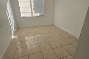 486 NW 165th St Rd, Miami, FL 33169 - Photo 5