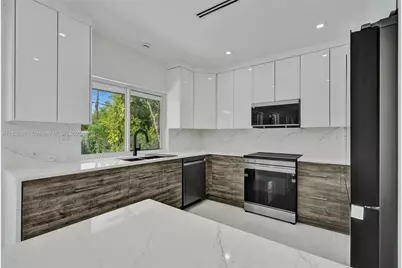 1840 NE 199th St, Miami, FL 33179 - Photo 7