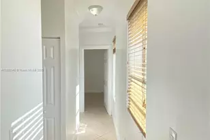 1559 Michigan Ave, Miami Beach, FL 33139 - Photo 13