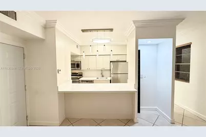 1559 Michigan Ave #305, Miami Beach, FL 33139 - Photo 3
