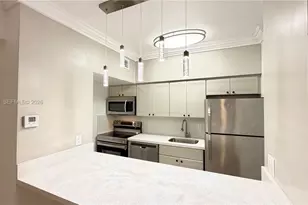 1559 Michigan Ave, Miami Beach, FL 33139 - Photo 5