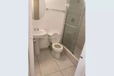 3301 Spanish Moss Ter #906, Lauderhill, FL 33319 - Photo 5