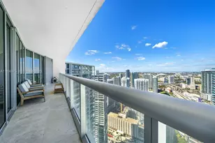465 Brickell Ave, Miami, FL 33131 - Photo 15