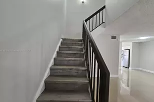 1091 N Hiatus Rd, Pembroke Pines, FL 33026 - Photo 9