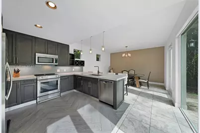 440 Rosaro Ave, Coral Gables, FL 33146 - Photo 7