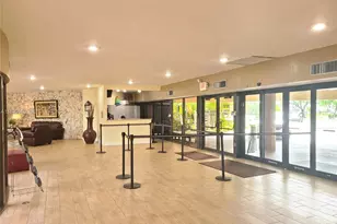 8861 Sunrise Lakes Blvd, Sunrise, FL 33322 - Photo 19