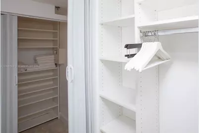 1200 Brickell Bay Dr #2704, Miami, FL 33131 - Photo 25