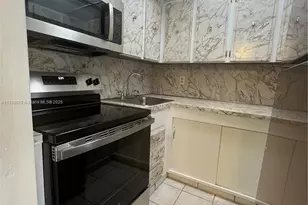 5050 NW 7th St, Miami, FL 33126 - Photo 9