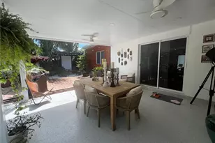 323 NW 105th St, Miami, FL 33150 - Photo 37