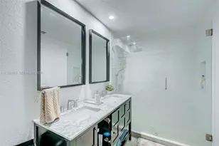 369 Caloosa Dr, Labelle, FL 33935 - Photo 13