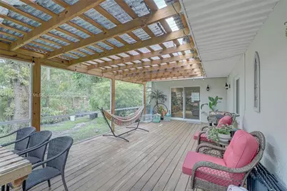 369 Caloosa Drive, Labelle, FL 33935 - Photo 19