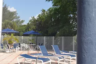 7125 NW 186th St, Hialeah, FL 33015 - Photo 15