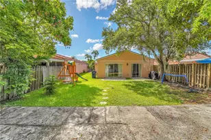 17018 SW 142nd Pl, Miami, FL 33177 - Photo 27