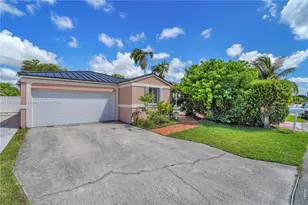 17018 SW 142nd Pl, Miami, FL 33177 - Photo 3