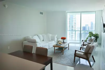 1900 N Bayshore Dr #3804, Miami, FL 33132 - Photo 3