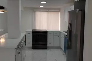 9719 N New River Canal Rd, Plantation, FL 33324 - Photo 9