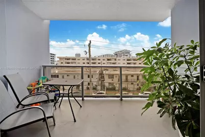 401 69th St #308, Miami Beach, FL 33141 - Photo 9