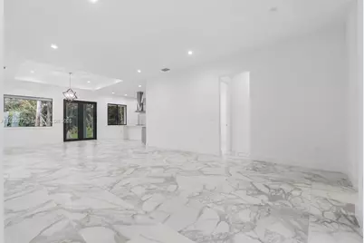 3421 16th Ave NE, Naples, FL 34120 - Photo 9