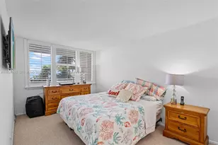 2030 S Ocean Dr, Hallandale Beach, FL 33009 - Photo 21