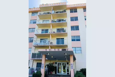 16465 NE 22nd Ave #604, North Miami Beach, FL 33160 - Photo 1