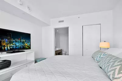 1300 S Miami Ave #3711, Miami, FL 33130 - Photo 5