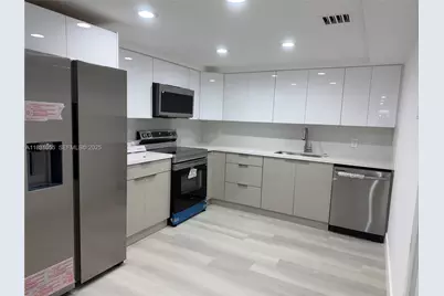 16251 Golf Club Rd #204, Weston, FL 33326 - Photo 3