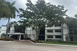 16251 Golf Club Rd, Weston, FL 33326 - Photo 29