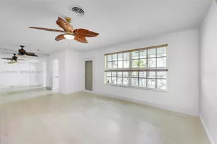 931 SE 9th Ave, Pompano Beach, FL 33060 - Photo 9