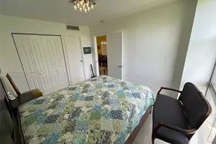 20335 W Country Club Dr, Aventura, FL 33180 - Photo 23