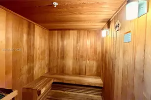 460 NE 28th St, Miami, FL 33137 - Photo 33