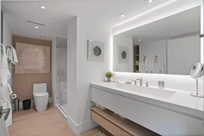 2301 Collins Ave #407, Miami Beach, FL 33139 - Photo 25