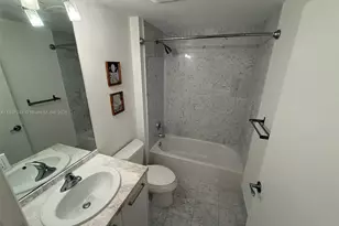 244 Biscayne Blvd, Miami, FL 33132 - Photo 5